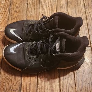 Athletic Nike black size 11